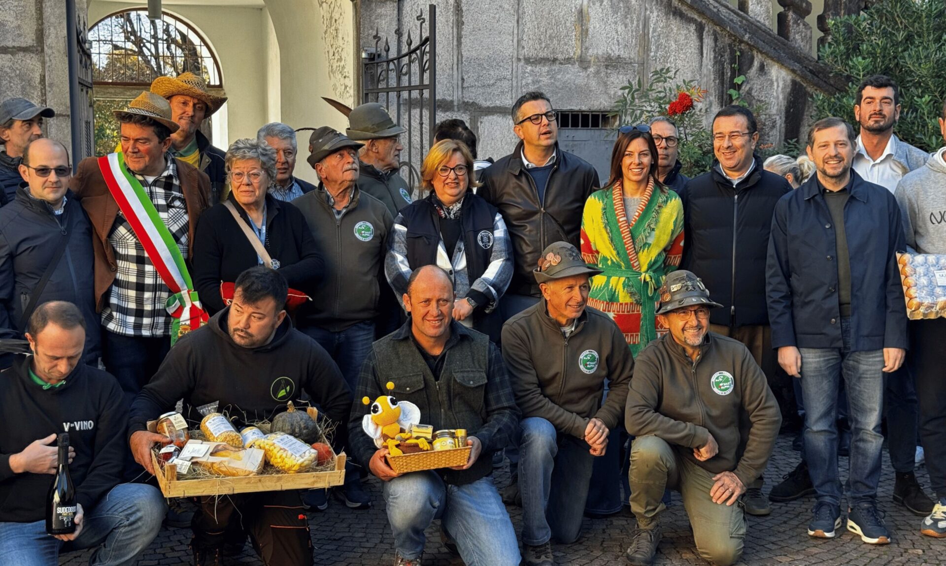 IMG_4010-2-2 IMG_4010-2-2